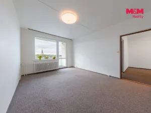 Prodej bytu 2+1, Hroznětín, Sídliště, 55 m2