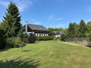 Prodej vícegeneračního domu, Povrly, Lysá, 635 m2