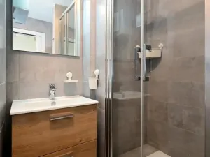 Pronájem bytu 1+kk, Praha - Vokovice, Evropská, 23 m2