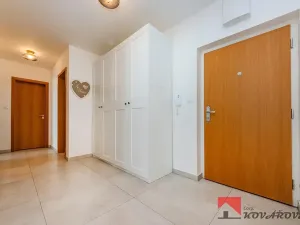 Prodej bytu 3+kk, Praha - Modřany, Provázkova, 95 m2