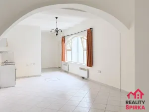 Pronájem bytu 1+kk, Moravská Třebová - Město, Čs. armády, 39 m2