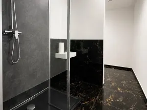 Prodej komerční nemovitosti, Ostrava, 28. října, 83 m2