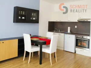 Prodej bytu 1+kk, Šakvice, Hlavní, 32 m2