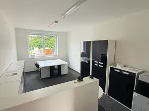 Pronájem kanceláře, Plzeň, Jateční, 230 m2