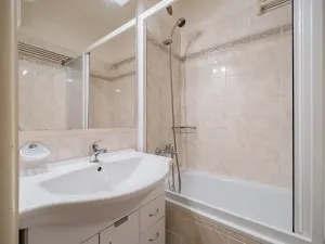 Prodej bytu 2+1, Praha - Břevnov, Plojharova, 56 m2