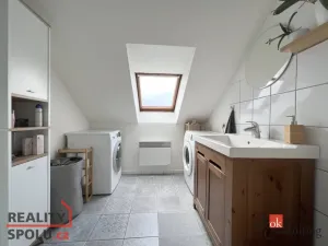 Pronájem bytu 1+1, Opava - Kateřinky, Dobrovského, 40 m2