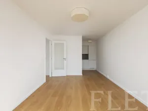 Pronájem bytu 2+kk, Praha - Michle, Ohradní, 43 m2