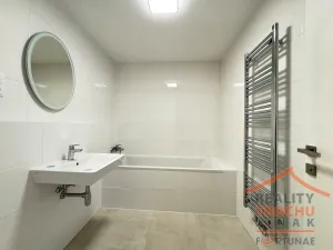 Pronájem bytu 2+kk, Hradec Králové, Pod Zámečkem, 44 m2
