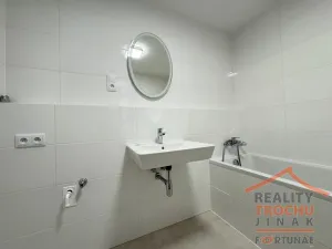 Pronájem bytu 2+kk, Hradec Králové, Pod Zámečkem, 44 m2