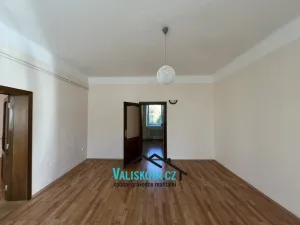 Pronájem bytu 3+1, Kroměříž, Husovo náměstí, 94 m2