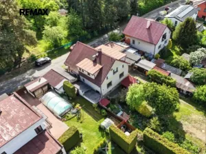 Prodej rodinného domu, Kamenice, Pražská, 182 m2