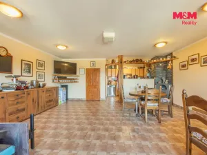 Prodej rodinného domu, Cvrčovice, Školní, 178 m2