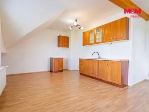 Prodej bytu 3+kk, Malonty, 65 m2