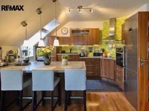 Prodej bytu 2+kk, Zlín, Jarolímkovo náměstí, 66 m2