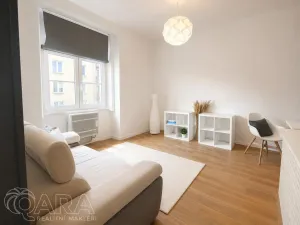 Prodej bytu 2+kk, Praha - Nusle, Lounských, 40 m2