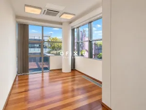 Pronájem kanceláře, Praha - Smíchov, Karla Engliše, 589 m2