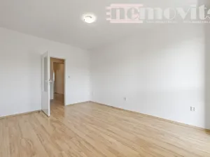 Prodej bytu 2+kk, Pardubice, Dubinská, 47 m2