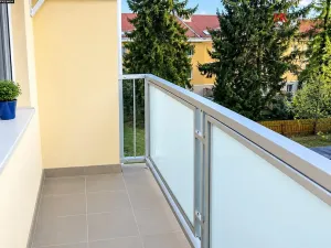 Pronájem bytu 2+kk, Praha - Strašnice, Vykáňská, 57 m2