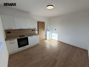 Pronájem bytu 2+kk, Humpolec, Nádražní, 43 m2