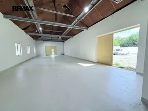 Pronájem skladu, Veleň, K Cihelně, 1 m2