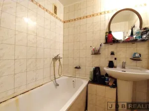 Prodej bytu 3+1, Praha - Prosek, Bílinská, 55 m2