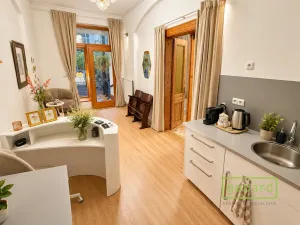 Pronájem obchodního prostoru, Praha, Bělehradská, 40 m2