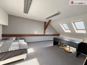 Pronájem komerční nemovitosti, Sokolov, Staré náměstí, 70 m2