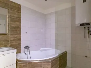 Dražba bytu 2+1, Břeclav, Kpt. Jaroše, 72 m2