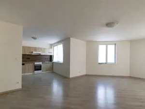 Dražba bytu 2+kk, Břeclav, Kpt. Jaroše, 75 m2