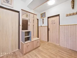 Prodej bytu 3+1, Džbánice, 63 m2