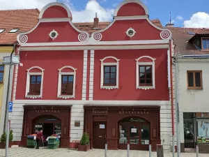 Pronájem bytu 2+kk, Moravské Budějovice, nám. Míru, 43 m2