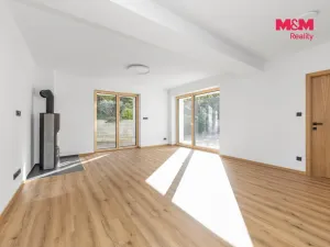 Prodej rodinného domu, Černá Hora, Na Prášilkách, 258 m2