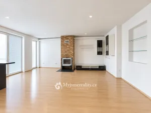 Prodej bytu 2+kk, Znojmo - Oblekovice, Oblekovická, 60 m2