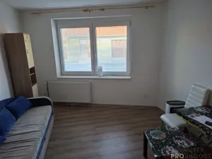 Pronájem bytu 1+kk, Nové Strašecí, Palackého, 25 m2