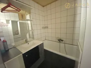 Pronájem bytu 2+1, Klášterec nad Ohří - Miřetice u Klášterce nad Ohří, Lesní, 53 m2