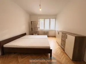 Pronájem bytu 2+1, Znojmo, Bolzanova, 60 m2