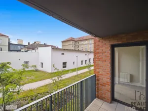 Pronájem bytu 2+kk, Hradec Králové, Na Střezině, 62 m2