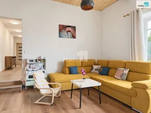 Prodej rodinného domu, Vinary, 114 m2