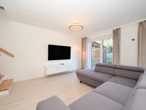 Pronájem rodinného domu, Zápy, 130 m2