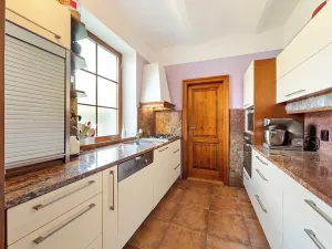 Prodej vícegeneračního domu, Pelhřimov, 300 m2