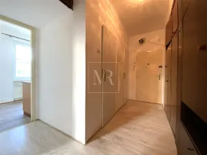 Prodej bytu 2+1, Praha, Na Petřinách, 53 m2