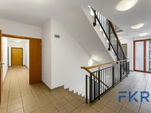 Pronájem bytu 2+kk, Praha - Hloubětín, K náhonu, 47 m2