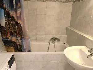 Prodej bytu 2+kk, Praha - Troja, Hnězdenská, 46 m2