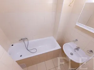 Pronájem bytu 2+kk, Praha - Vršovice, Tolstého, 45 m2