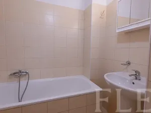 Pronájem bytu 2+kk, Praha - Vršovice, Tolstého, 45 m2