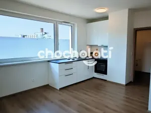 Pronájem bytu 1+kk, Pardubice, Nová Tesla, 27 m2