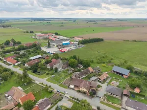 Prodej pozemku pro bydlení, České Meziříčí, Bož. Němcové, 2423 m2