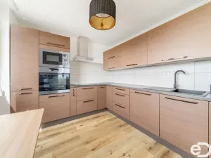 Prodej bytu 3+1, Hradec Králové, Gebauerova, 72 m2