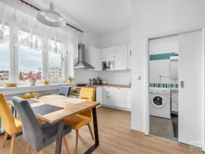 Prodej bytu 1+1, Hradec Králové - Pražské Předměstí, Fráni Šrámka, 68 m2