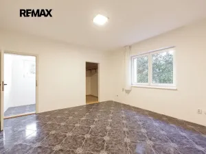 Prodej rodinného domu, Roztoky, Dobrovolného, 456 m2
